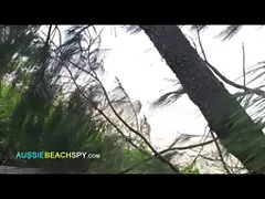 دو خانم جوان با یک استراپون عظیم می لرزند و بلند می فیلم سوپر سکسی بکن بکن شوند