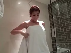 هوای تازه کوه ، دختر را فیلم سکسی بکن بکن به مهمانی جنسی تشویق می کرد